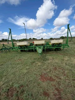 6 Ry. 91cm John Deere Planter 7000