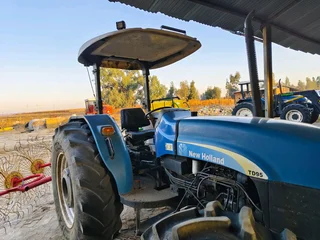 New Holland TD 95