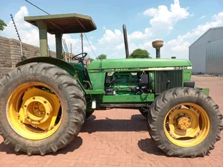 John Deere 3350 Tractor