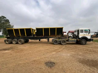 Mercedes Powerliner 442 ADE with Top Trailor Twin Bin Combo