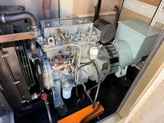60 KW Perkins 236T met 100 Kva Leroy Generator.