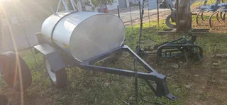 Diesel Bowzer Trailor 1000L