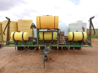 John Deere 1750 Planters x 3 Available