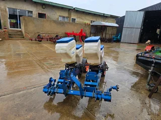 2 Ry Metasa Planter. No Till