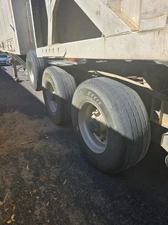 Grain Carrier Bottom Dumper 2019