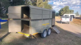 Skaap /Wildswa te Koop 3.9mx1. 7m x1. 8m