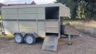 Skaap /Wildswa te Koop 3.9mx1. 7m x1. 8m