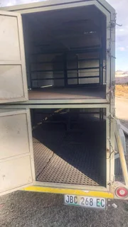 Skaap /Wildswa te Koop 3.9mx1. 7m x1. 8m