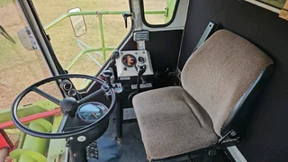 Claas Dominator 106 Stroper