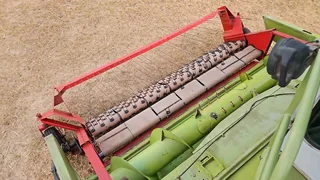 Claas Dominator 106 Stroper