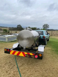 1000L Milk Tank on Trailor