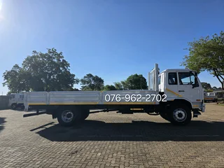 2009 Nissan UD80 dropside for sale