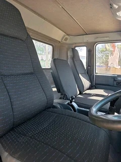 2014 Nissan UD80 Closed Body truck for sale, mileage 531000km on the clock