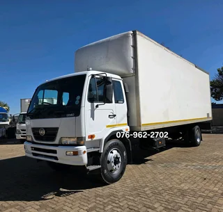 2014 Nissan UD80 Closed Body truck for sale, mileage 531000km on the clock