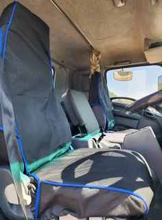 2021 Isuzu auto FVZ1400 Dropside. Truck is in excellent condition