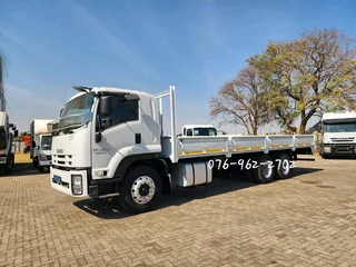 2021 Isuzu auto FVZ1400 Dropside. Truck is in excellent condition