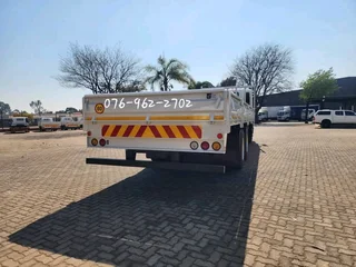 2021 Isuzu auto FVZ1400 Dropside. Truck is in excellent condition