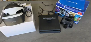 Sony Playstation 4 with VR bundle