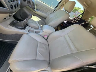 Toyota Fortuner 3.0 D4D (Raised Body) FOR SALE in Excellent Condition R200 000