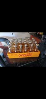✨ Vintage Charm in Miniature! ✨Mini Coca-Cola Crate Collectible – A Refreshing Throwback!