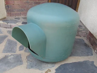 medium size dog kennel for sale