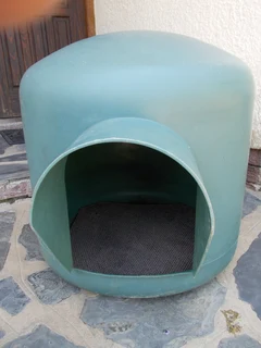 medium size dog kennel for sale