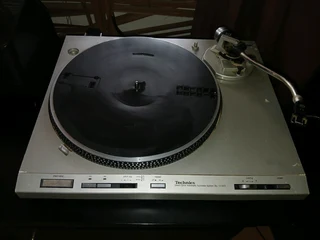 Technics Turn table and vinyl LP
