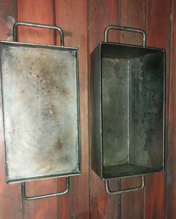 Bread Pan with lid for fire