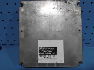 Toyota hilux ecu / computer box for sale