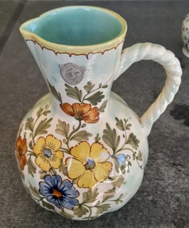 Gouda Holland jug