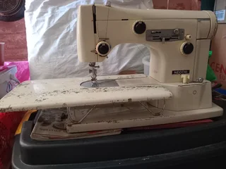 Sewing machine Domestic