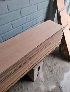 Laminated flooring For Sale