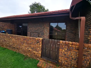 One Bedroom garden cottage