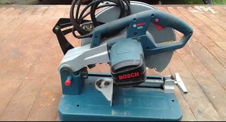 Metal Cut Grinder Bosch