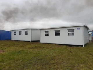 SHIPPING CONTAINERS AND PARKHOMES FOR SALE