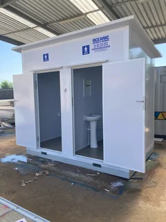 6m &amp; 12m Shipping Containers and Parkhomes for sale