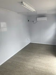 6m &amp; 12m Shipping Containers and Parkhomes for sale