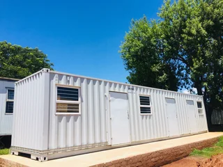 6m &amp; 12m Shipping Containers and Parkhomes for sale