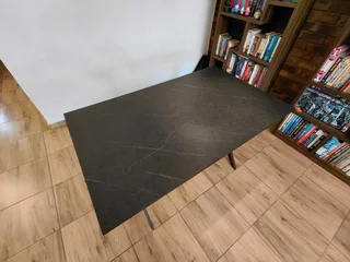 4 - 6 seater dining table.