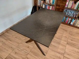4 - 6 seater dining table.