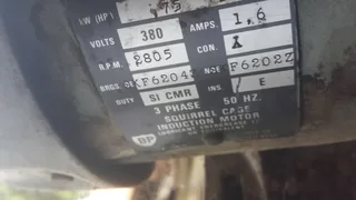 Three phase  disk sander which can accept wire brushes or polishing mops to opposite end good condit