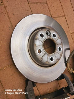 Complete brake set for Range Rover EvoqueSi4. R5500.00