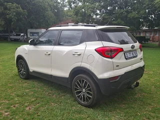 2020 Mahindra XUV300 SUV