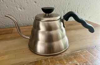 Hario V60 dripper kettle 1l