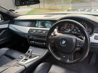 2013 BMW M5  F10 V8 TWIN TURBO