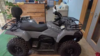 Cf moto goes ghost 4x4 quad bike