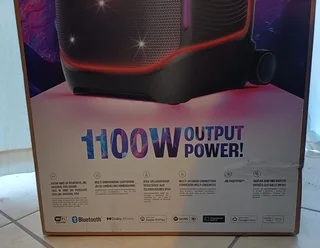 JBL PARTY BOX Ultimate 1100W