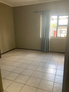 Room Available to Rent in  a Furnished Spacious Apartment