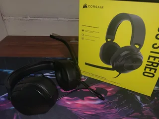 PERFECT CHRISTMAS PRESENT - Corsair Gaming Headset - HS55 STEREO Gaming Headphones Wireless with Mic