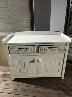 For sale - Lovely baby changing station - compactum